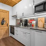 Faucon 1b By Interhome