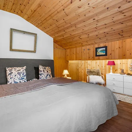 Faucon 1b By Interhome Apartment Vermala