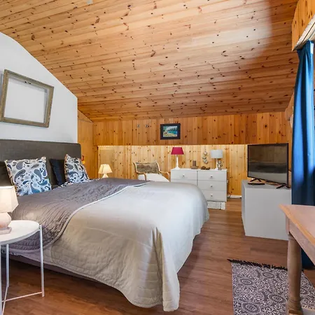 Faucon 1b By Interhome * Vermala